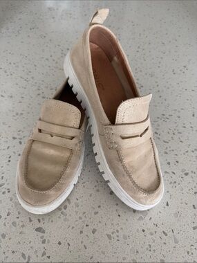 Vionic Uptown Loafer/Moc Shoes